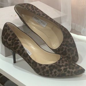 Gorgeous Jimmy Choo kitten heels original box & tags 🌟